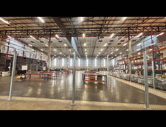 11,147M² WAREHOUSE TO LET IN SAMRAND BUSINESS PARK